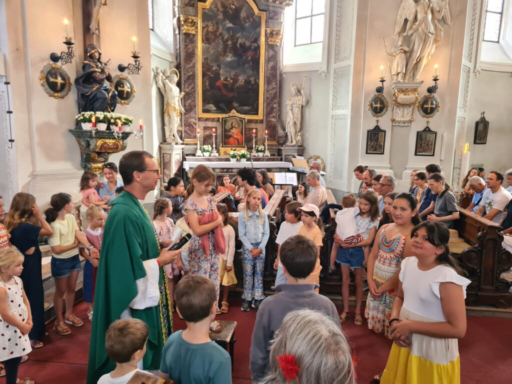 Kinder, Familiengottesdienst & Grillfest Pfarre Mariahilf Kinder